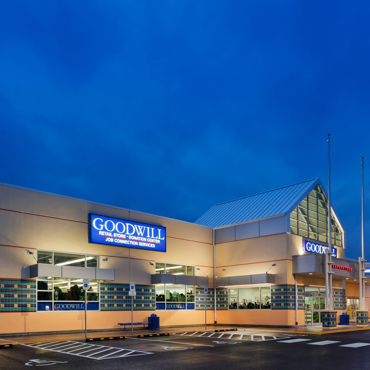 SE McLoughlin Blvd Goodwill Anchored Urban Works Real Estate