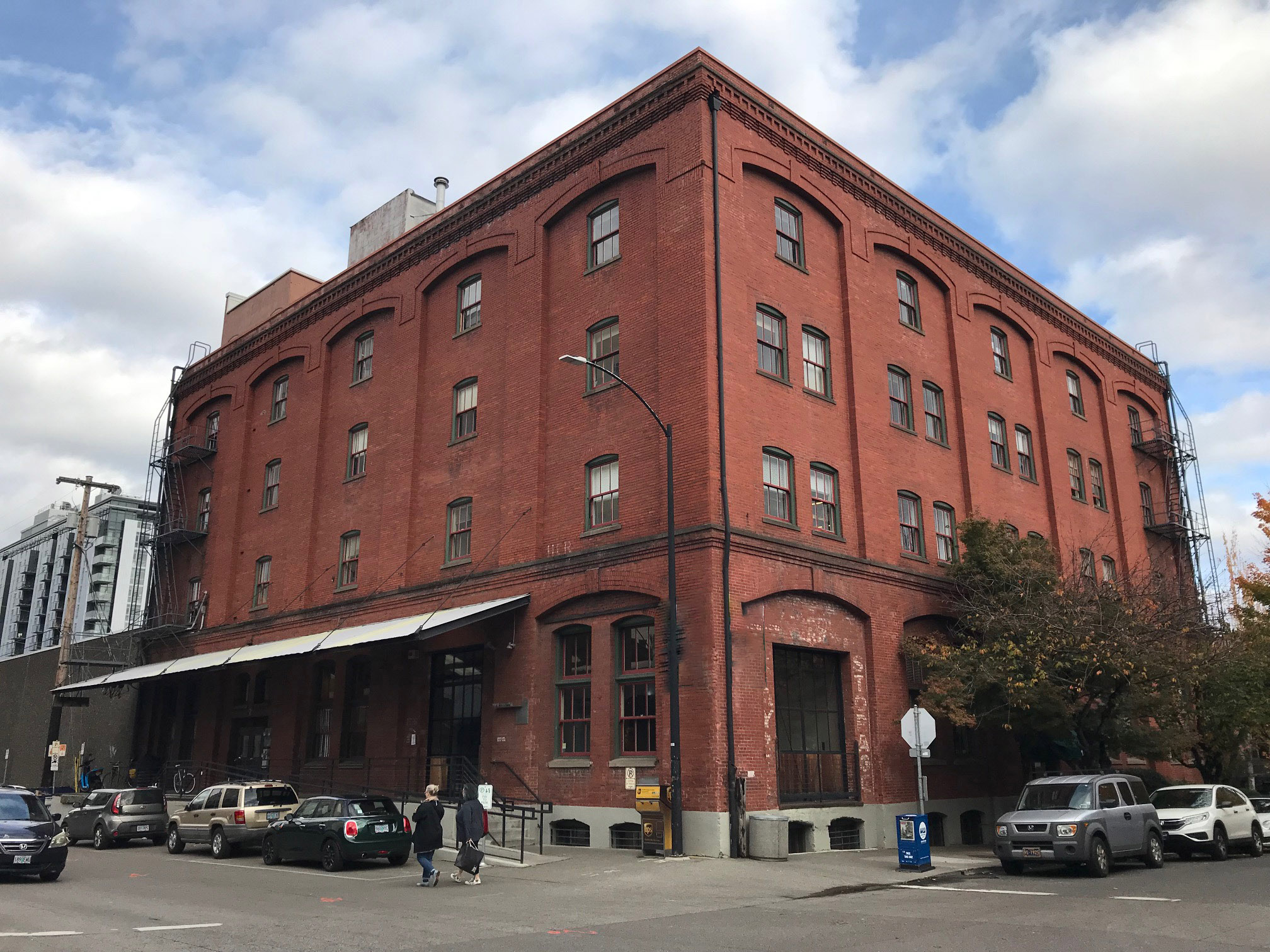 LEASED Maddox Building Urban Works Real Estate
