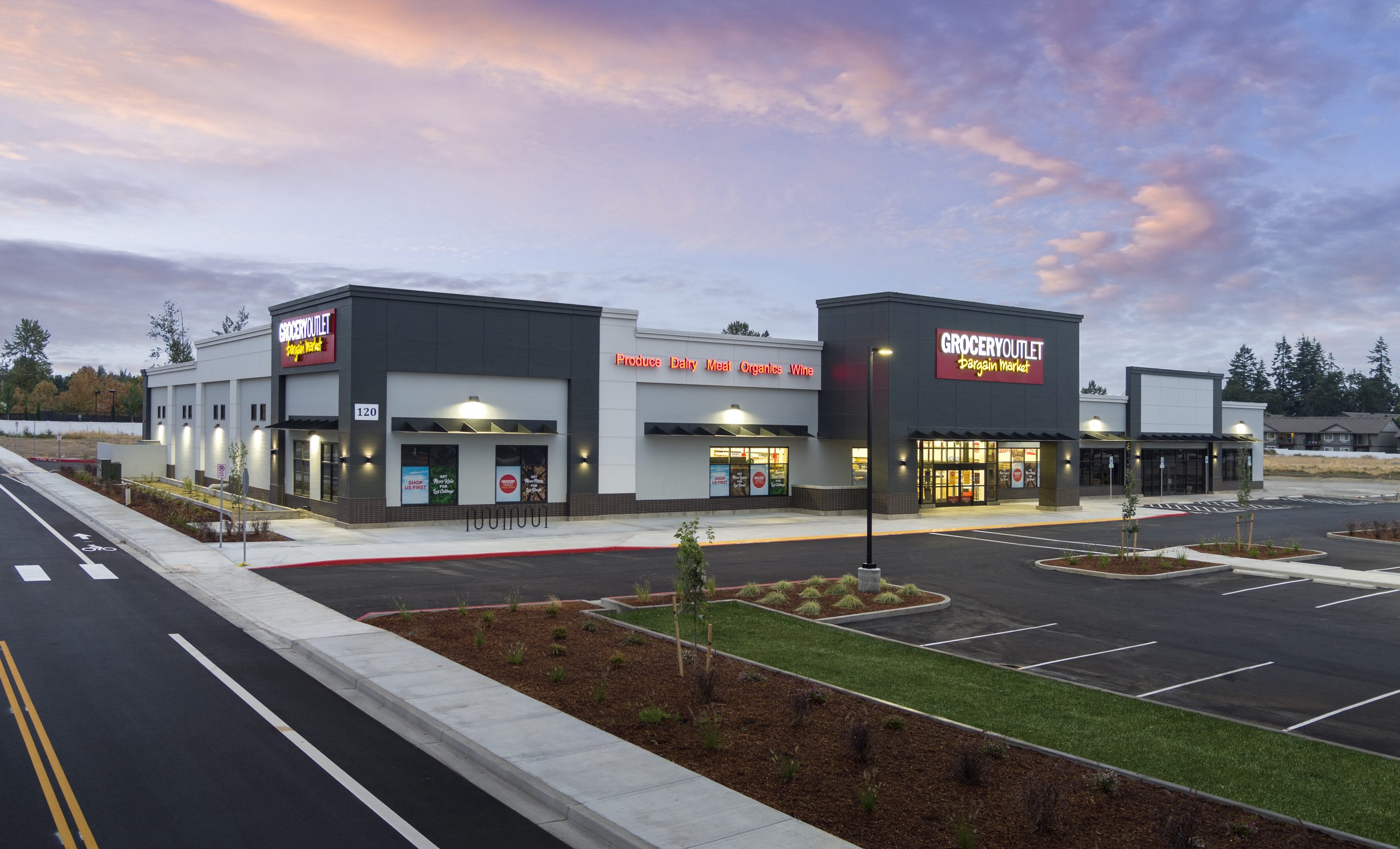 SALE OR LEASE Cascade Center Urban Works Real Estate